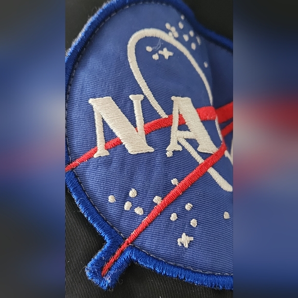 EUC Alpha Industries NASA bomber (L) - Picture 9 of 11